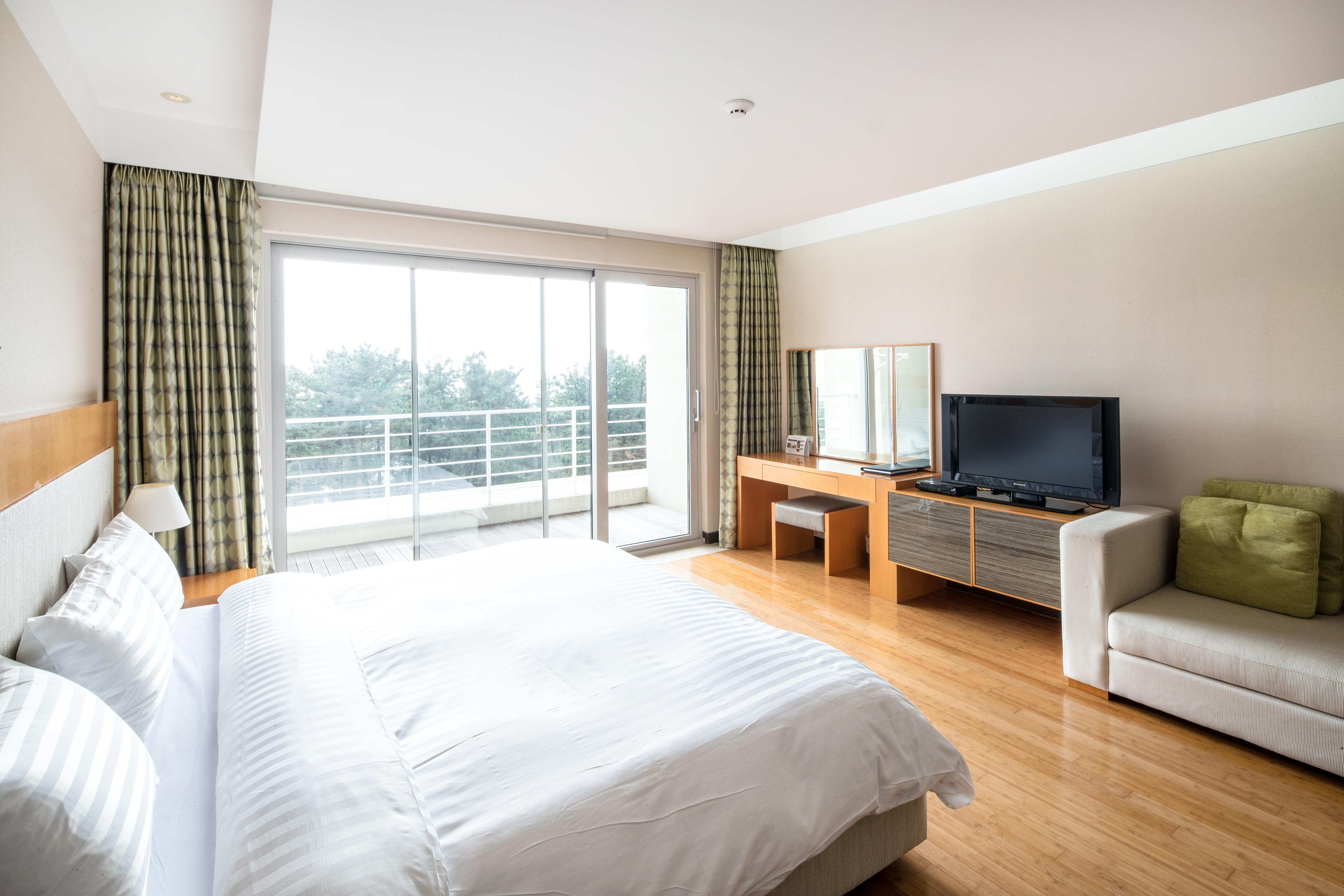 Sono Calm Jeju Hotel Seogwipo Exterior photo