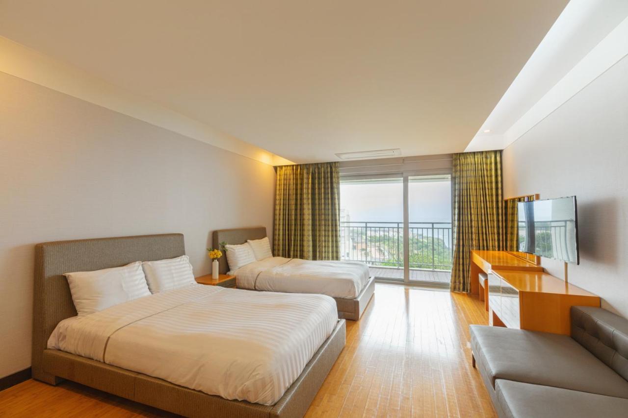 Sono Calm Jeju Hotel Seogwipo Exterior photo