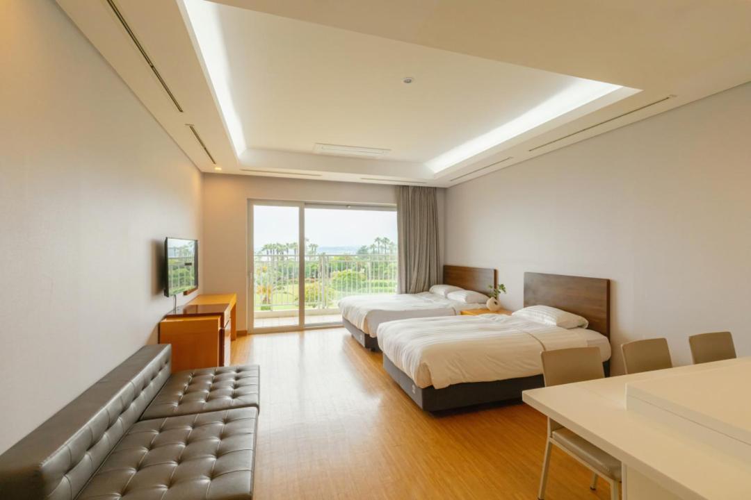 Sono Calm Jeju Hotel Seogwipo Exterior photo